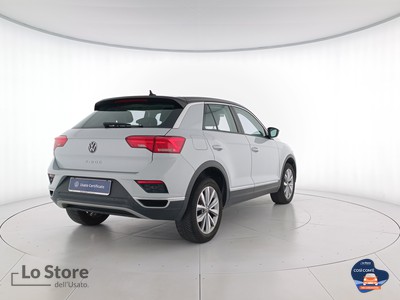 4 - Volkswagen T-Roc eschini auto