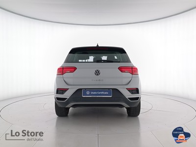 5 - Volkswagen T-Roc eschini auto