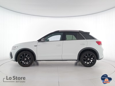 3 - Volkswagen T-Roc eschini auto