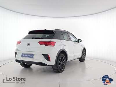 4 - Volkswagen T-Roc eschini auto