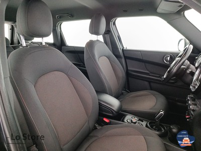 10 - Mini Countryman eschini auto