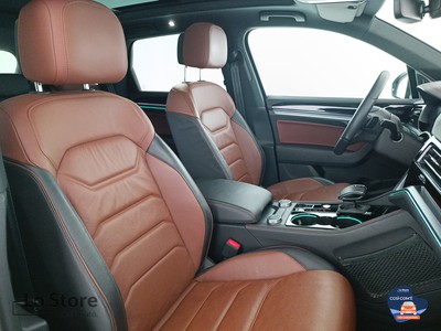10 - Volkswagen Touareg eschini auto