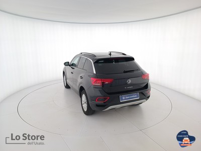 6 - Volkswagen T-Roc eschini auto