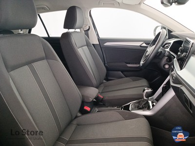 10 - Volkswagen T-Roc eschini auto