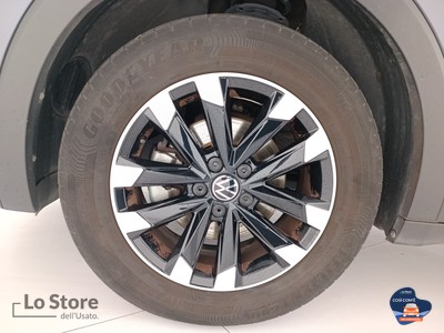 8 - Volkswagen T-Cross eschini auto