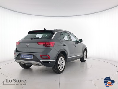 4 - Volkswagen T-Roc eschini auto
