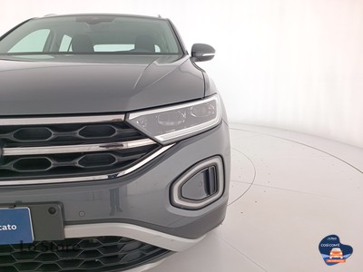 7 - Volkswagen T-Roc eschini auto