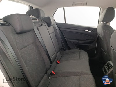 9 - Volkswagen Golf eschini auto