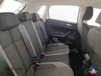 9 - Volkswagen Polo eschini auto