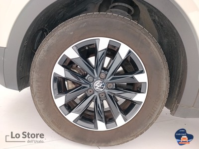 8 - Volkswagen T-Cross eschini auto