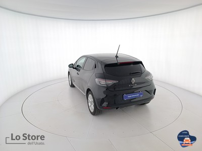 6 - Renault Clio eschini auto