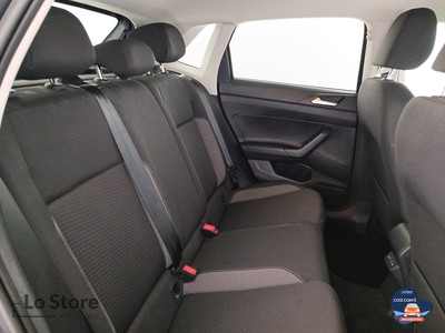 9 - Volkswagen Polo eschini auto