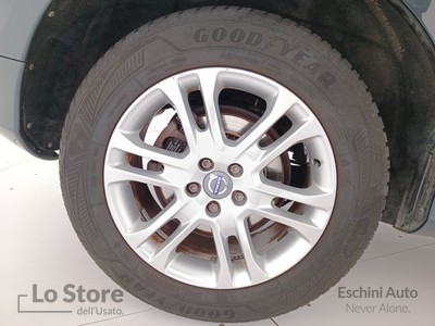 8 - Volvo XC60 eschini auto