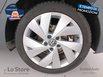 8 - Volkswagen Golf eschini auto