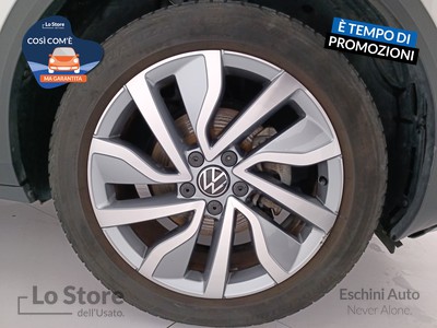 8 - Volkswagen T-Roc eschini auto
