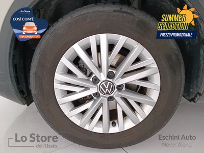 8 - Volkswagen T-Roc eschini auto