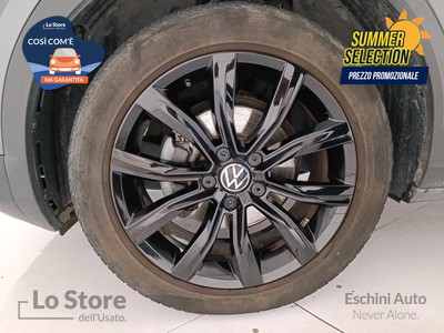 8 - Volkswagen T-Roc eschini auto