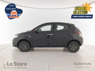 3 - Lancia Ypsilon eschini auto