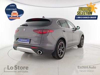 4 - Alfa Romeo Stelvio eschini auto