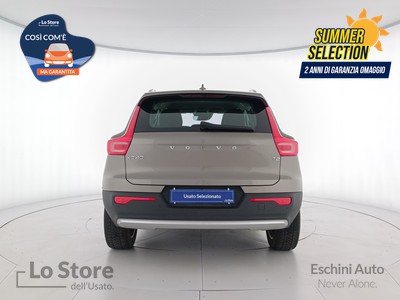 5 - Volvo XC40 eschini auto