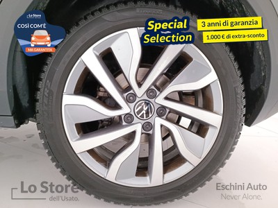 8 - Volkswagen T-Roc eschini auto