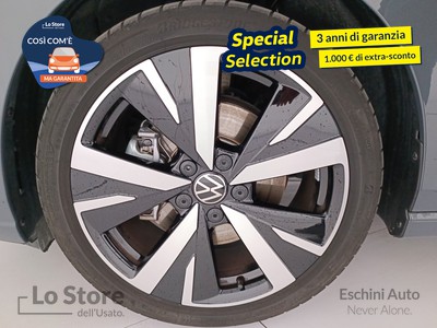 8 - Volkswagen Golf eschini auto