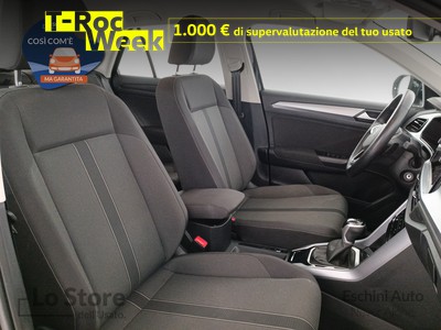 10 - Volkswagen T-Roc eschini auto