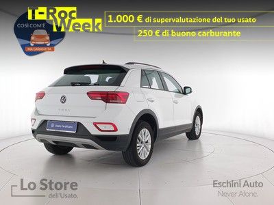 4 - Volkswagen T-Roc eschini auto
