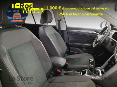 10 - Volkswagen T-Roc eschini auto