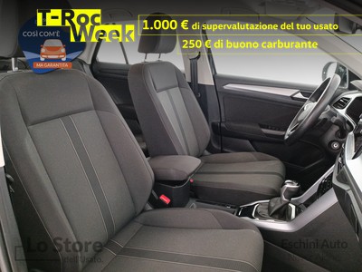 10 - Volkswagen T-Roc eschini auto