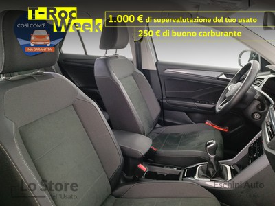 10 - Volkswagen T-Roc eschini auto