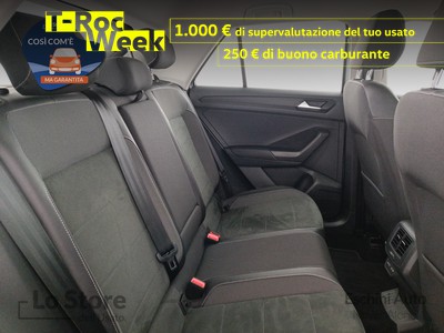 9 - Volkswagen T-Roc eschini auto