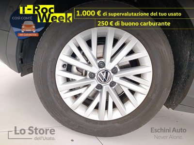 8 - Volkswagen T-Roc eschini auto