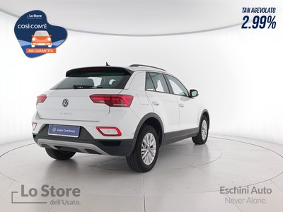 4 - Volkswagen T-Roc eschini auto