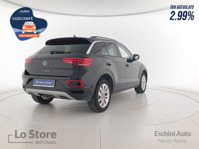 4 - Volkswagen T-Roc eschini auto