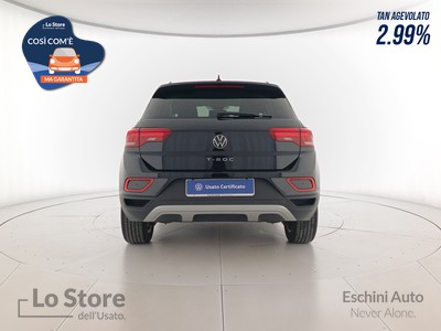 5 - Volkswagen T-Roc eschini auto