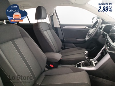 10 - Volkswagen T-Roc eschini auto