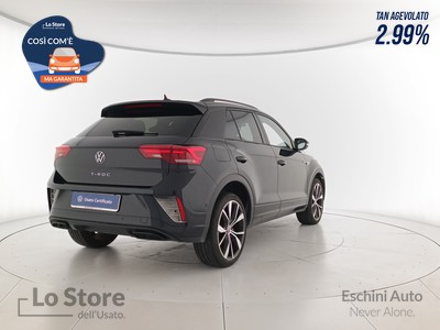 4 - Volkswagen T-Roc eschini auto