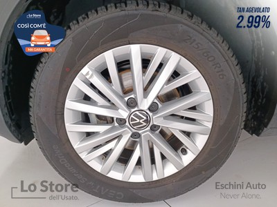 8 - Volkswagen T-Roc eschini auto