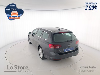 6 - Volkswagen Passat eschini auto