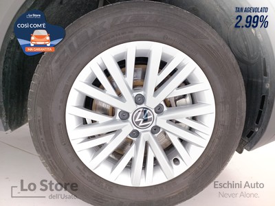8 - Volkswagen T-Roc eschini auto