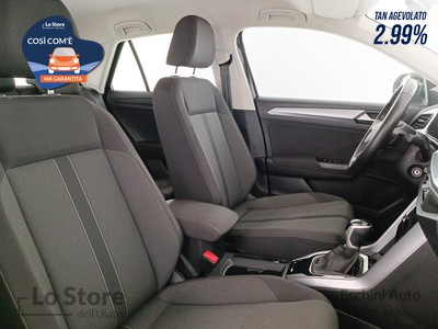 10 - Volkswagen T-Roc eschini auto