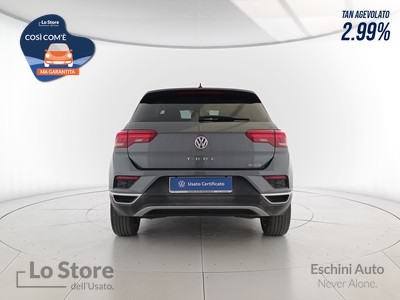 5 - Volkswagen T-Roc eschini auto