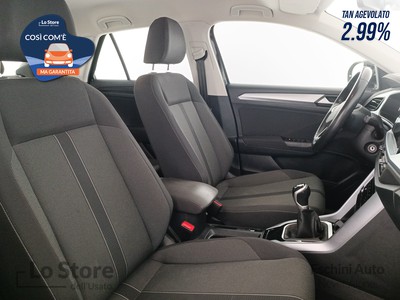 10 - Volkswagen T-Roc eschini auto