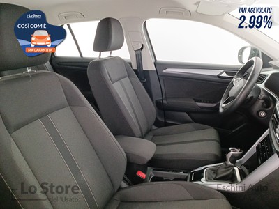 10 - Volkswagen T-Roc eschini auto