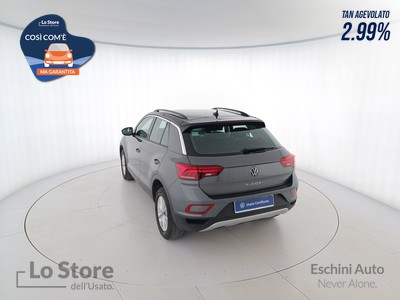 6 - Volkswagen T-Roc eschini auto