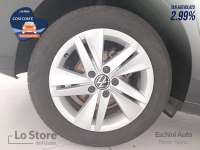 8 - Volkswagen Golf eschini auto