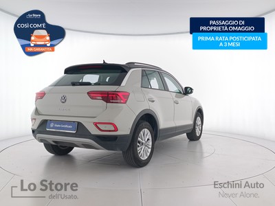 4 - Volkswagen T-Roc eschini auto