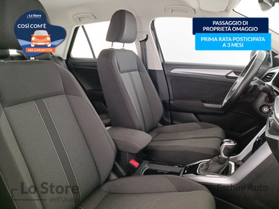 10 - Volkswagen T-Roc eschini auto