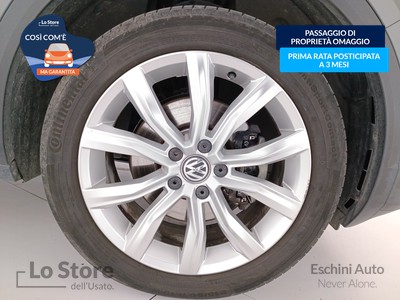 8 - Volkswagen T-Roc eschini auto
